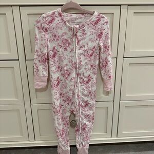 Posh Peanut White and Pink Floral Footie